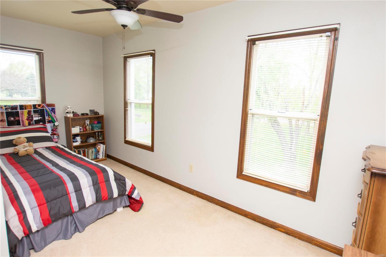 7617 Walsh Road Godfrey, IL 62035 - Photo 32 of 34 Gallery Image 32