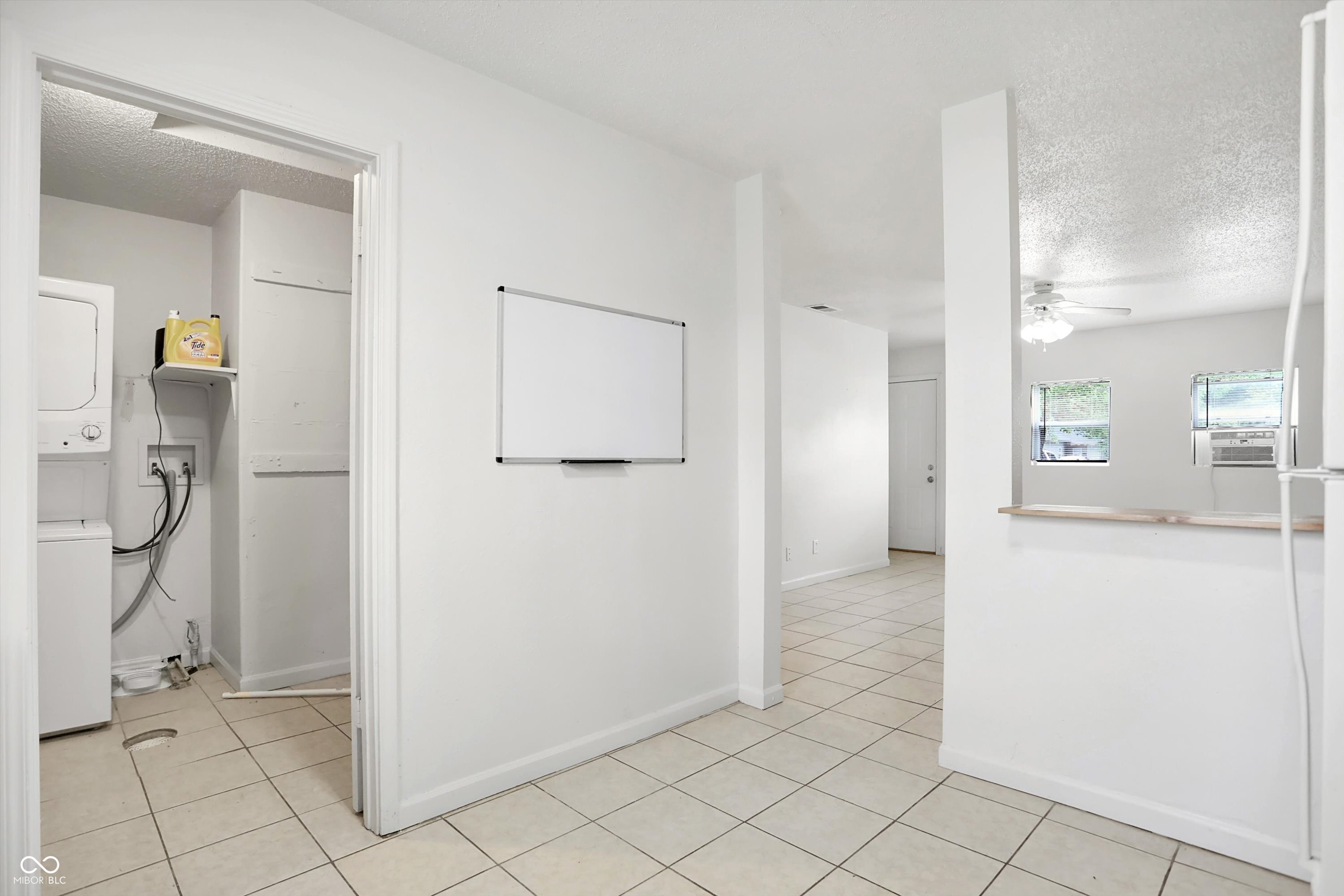 6213 Commodore Drive Indianapolis, IN 46219 - Photo 12 of 25