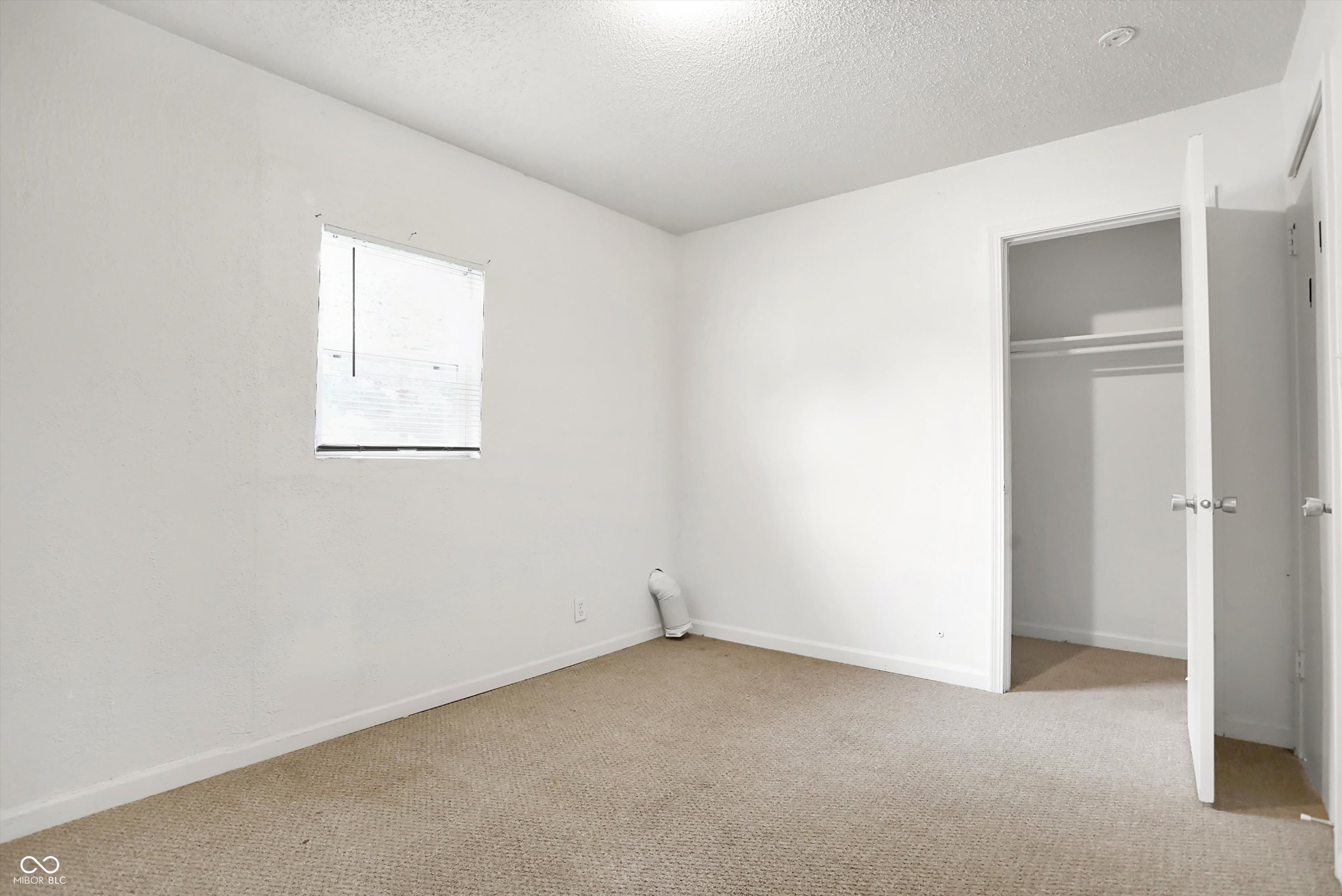 6213 Commodore Drive Indianapolis, IN 46219 - Photo 21 of 25