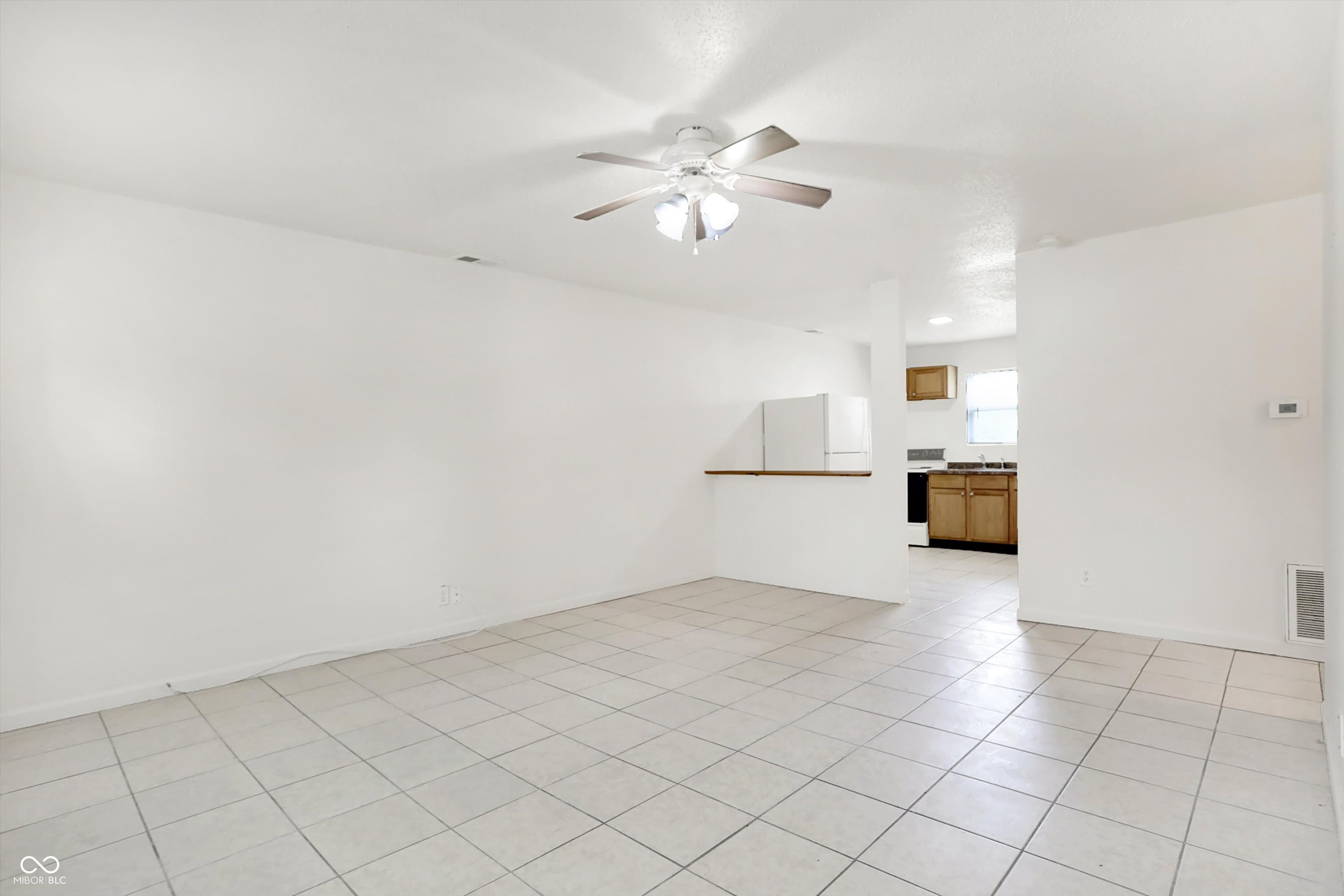 6213 Commodore Drive Indianapolis, IN 46219 - Photo 6 of 25