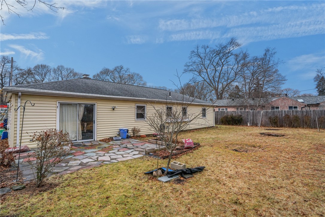 44 Capron Drive Warwick, RI 02886 - Photo 28 of 34