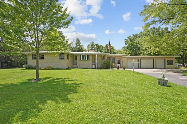 $399,900 | 11337 Wilmot Road, Pleasant Prairie, WI 53158