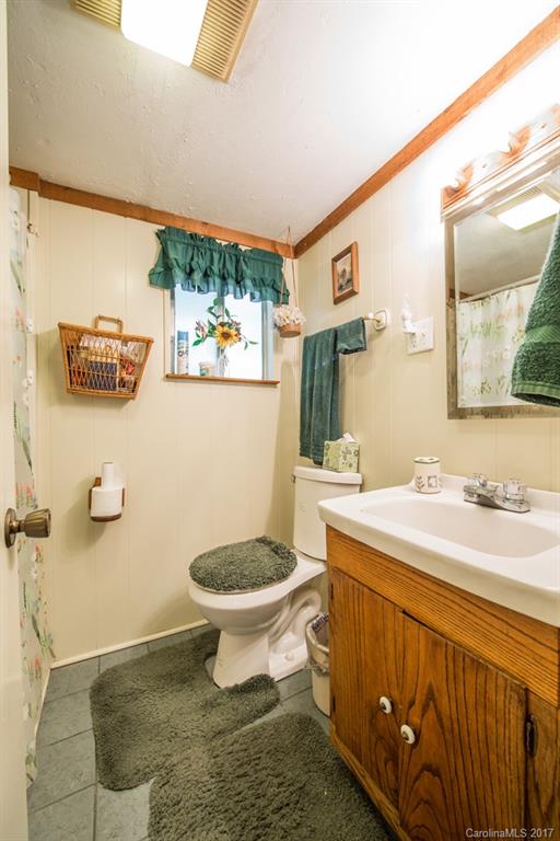 96 Arrowhead Ridge Road, Unit L59 23 Brevard, NC 28712 - Photo 6 of 22 Gallery Image 6