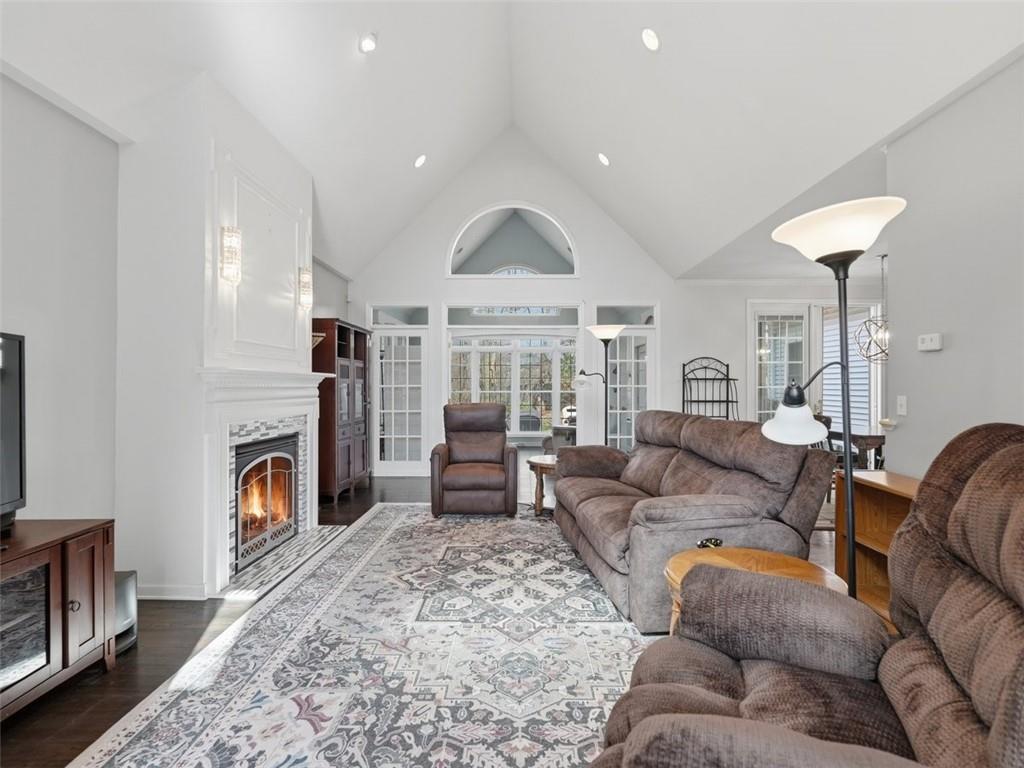 85 Morningside Drive Indiana, PA 15701 - Photo 5 of 33