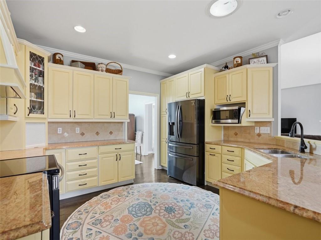 85 Morningside Drive Indiana, PA 15701 - Photo 9 of 33