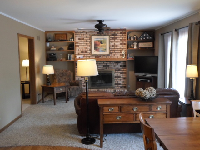 970 Stonehaven Drive Elgin, IL 60124 - Photo 9 of 23