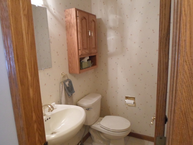 970 Stonehaven Drive Elgin, IL 60124 - Photo 10 of 23