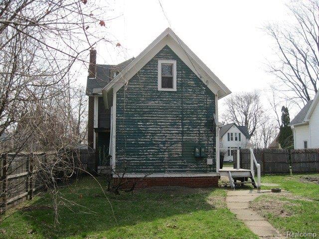 31 Stapleton Street Mount Clemens, MI 48043 - Photo 21 of 23 264-040503 Back 2.JPG