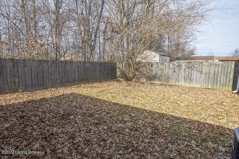 4810 Valla Road Louisville, KY 40213 - Photo 17 of 17 05