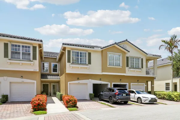 $365,000 | 1560 Southeast Sheffield Terrace, Unit 103, Stuart, FL 34994