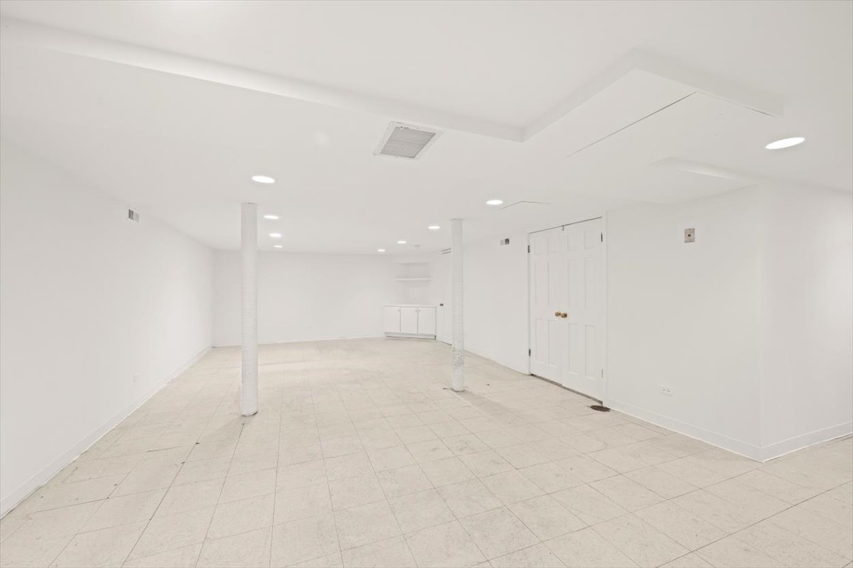 396 Sheridan Road Glencoe, IL 60022 - Photo 35 of 56