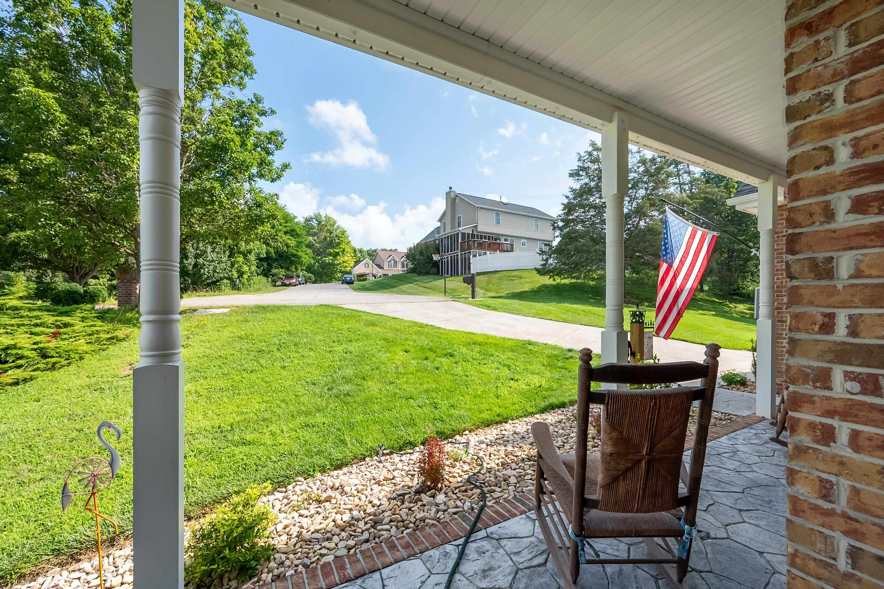 205 Ridge Lane Radford, VA 24141 - Photo 7 of 122 Gallery Image 7