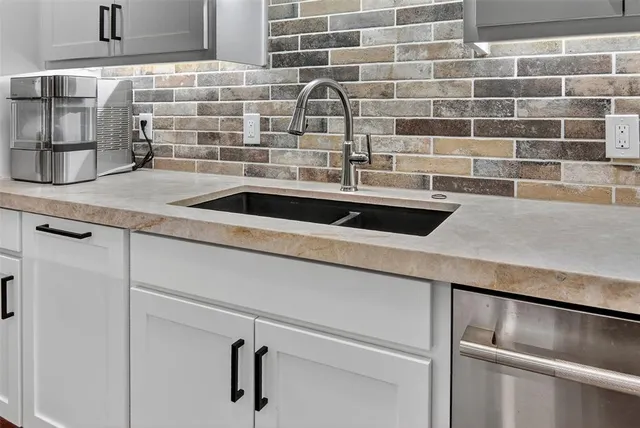 a close view of sink and tap