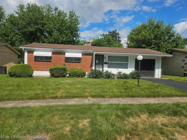 $109,900 | 6168 Magnolia Drive, Mount Morris, MI 48458