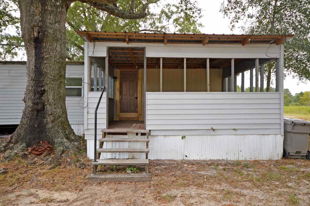 4001 Rocky Branch Road Cantonment, FL 32533 - Photo 4 of 40 Gallery Image 4