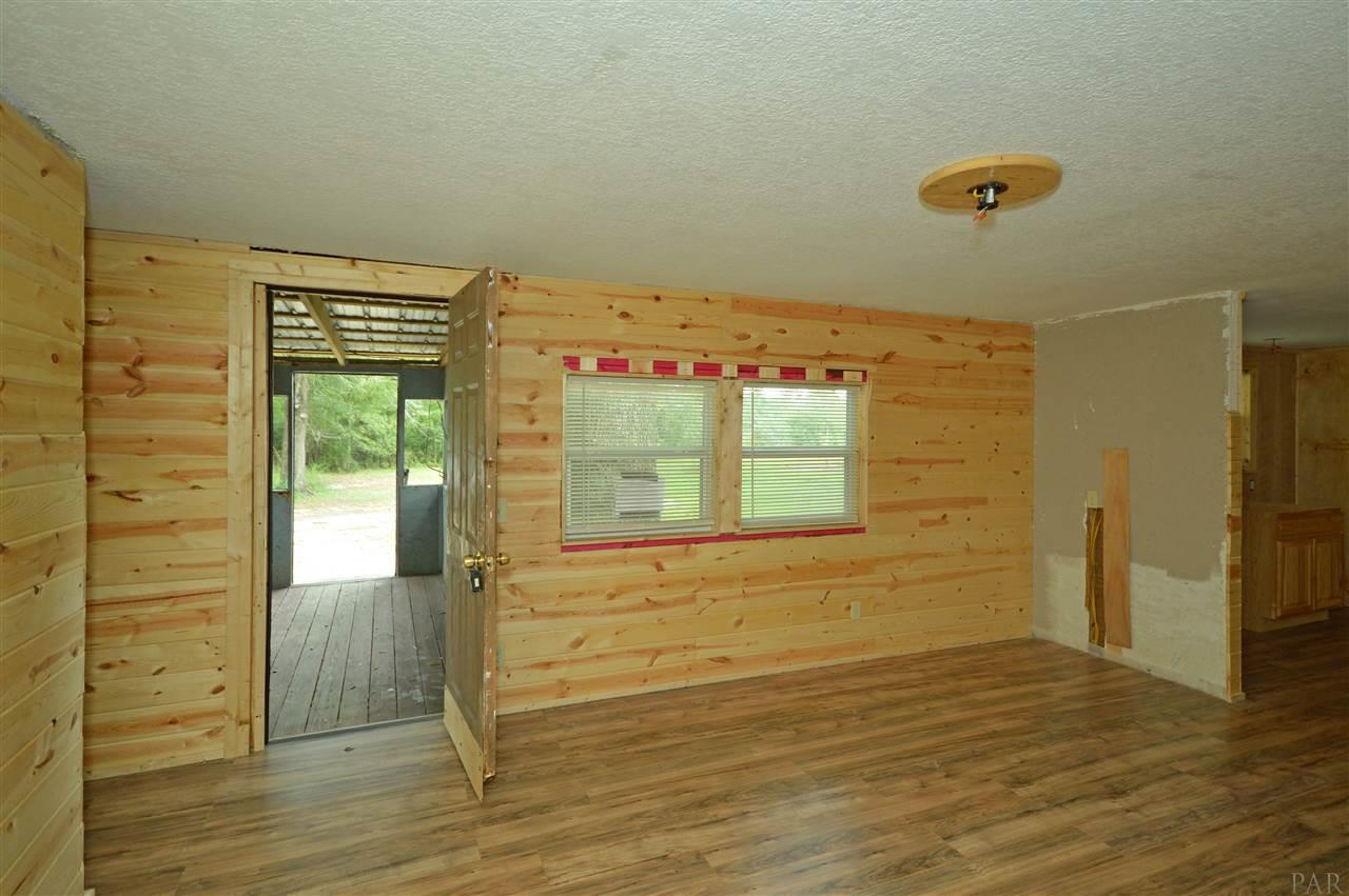 4001 Rocky Branch Road Cantonment, FL 32533 - Photo 8 of 40 Gallery Image 8