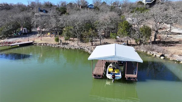 $1,450 | 160 Lake Point Drive, Gordon, TX 76453