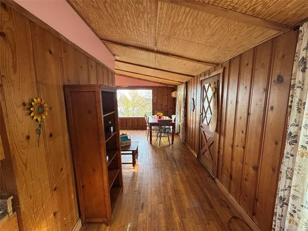 $1,450 | 160 Lake Point Drive, Gordon, TX 76453