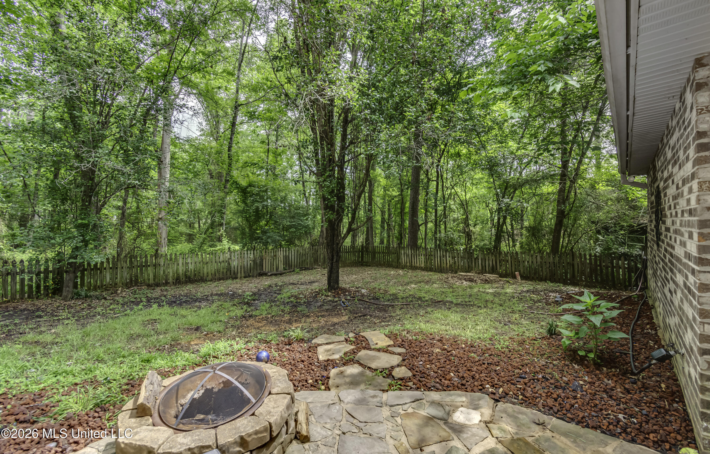 279 Fox Run Road Brandon, MS 39047 - Photo 8 of 39 279 Fox Run Rd--19