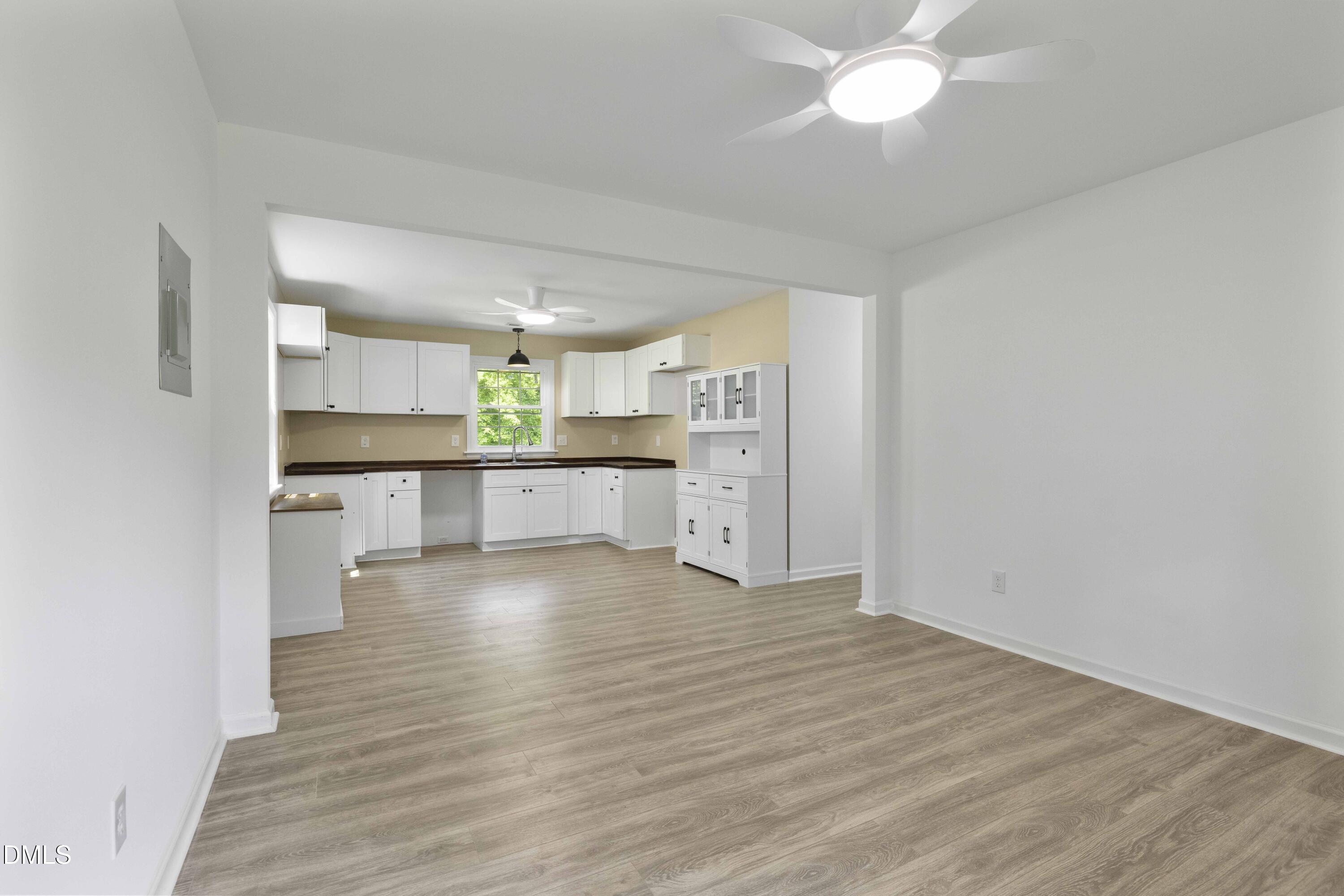 437 Woodsdale Road Roxboro, NC 27573 - Photo 13 of 32