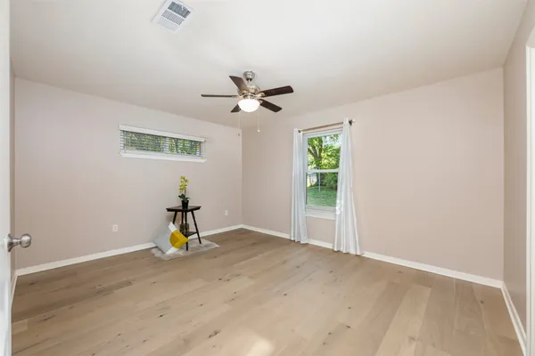 $455,000 | 11502 Oakwood Drive, Austin, TX 78753