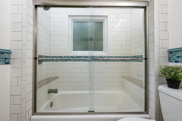 $455,000 | 11502 Oakwood Drive, Austin, TX 78753