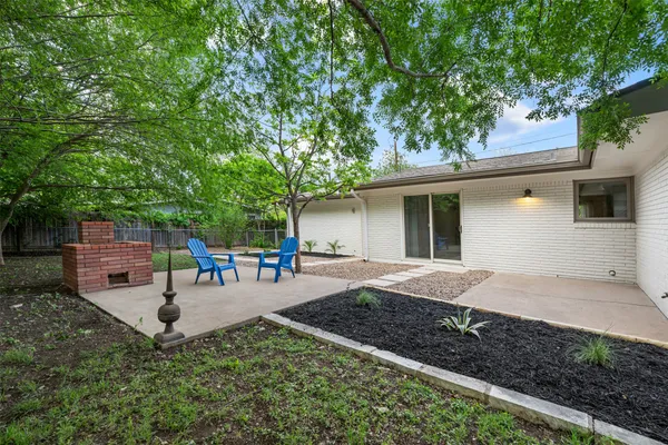 $455,000 | 11502 Oakwood Drive, Austin, TX 78753