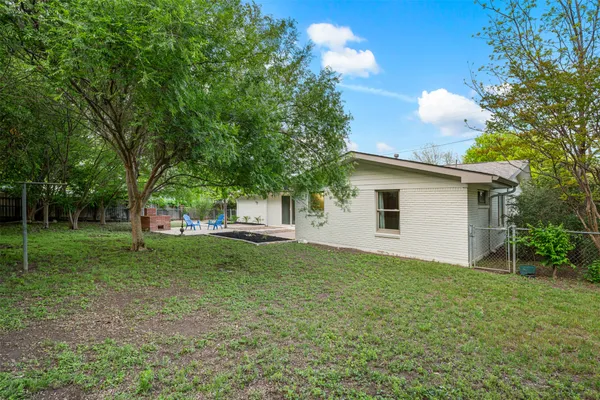 $455,000 | 11502 Oakwood Drive, Austin, TX 78753