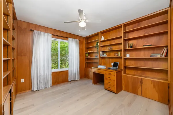 $455,000 | 11502 Oakwood Drive, Austin, TX 78753