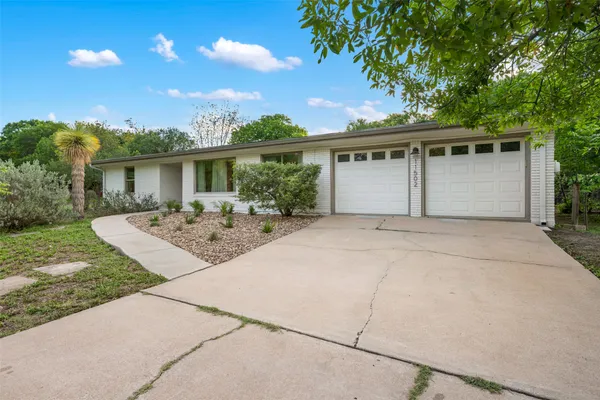 $455,000 | 11502 Oakwood Drive, Austin, TX 78753