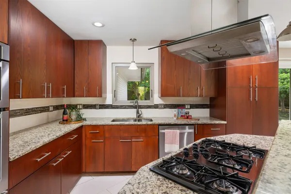 $455,000 | 11502 Oakwood Drive, Austin, TX 78753