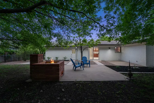 $455,000 | 11502 Oakwood Drive, Austin, TX 78753