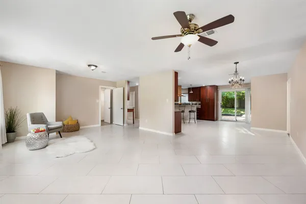 $455,000 | 11502 Oakwood Drive, Austin, TX 78753