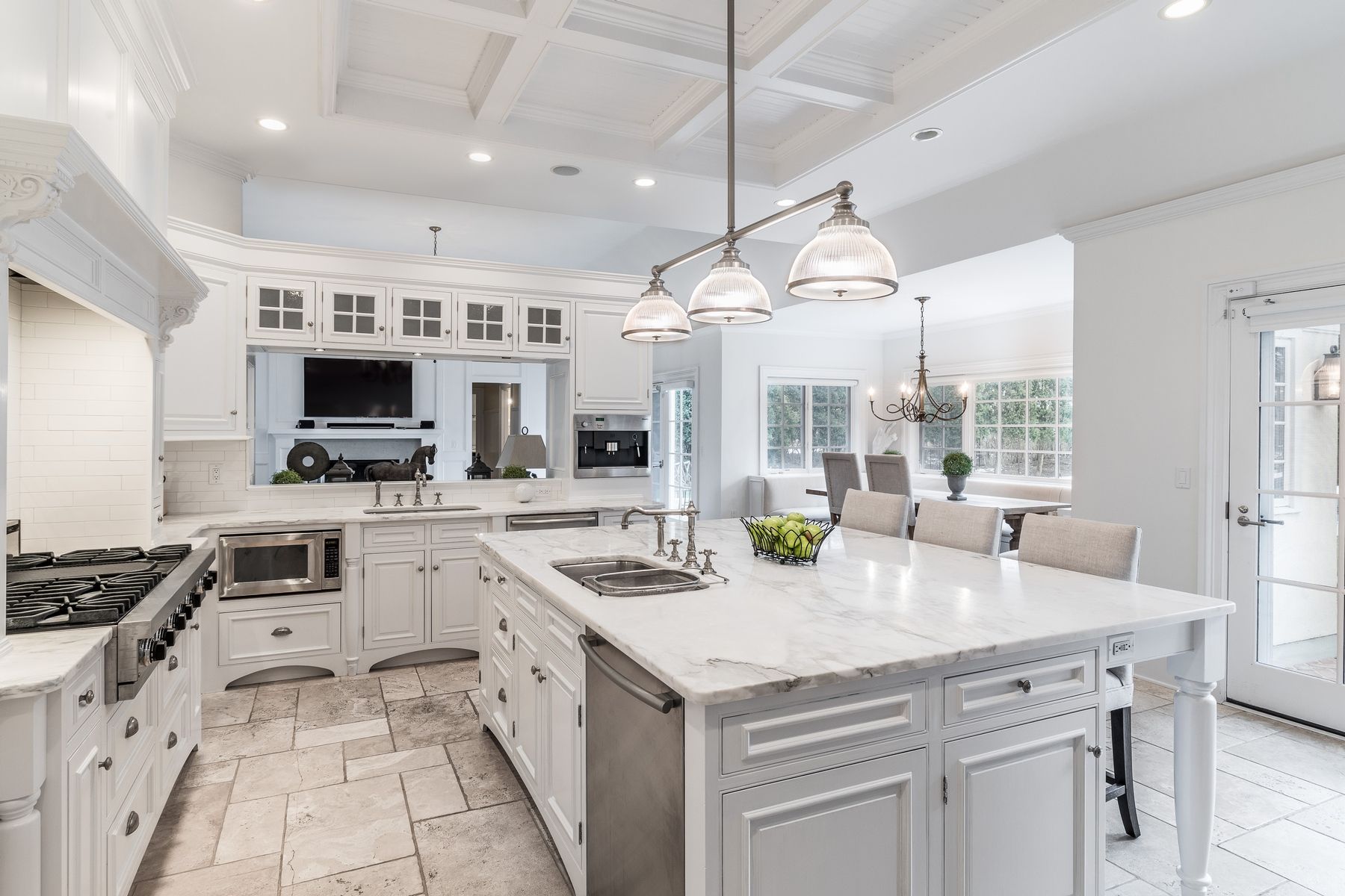 8 Pondview Lane East Hampton, NY 11937 - Photo 12 of 23 a kitchen with stainless steel appliances granite countertop a stove and a sink