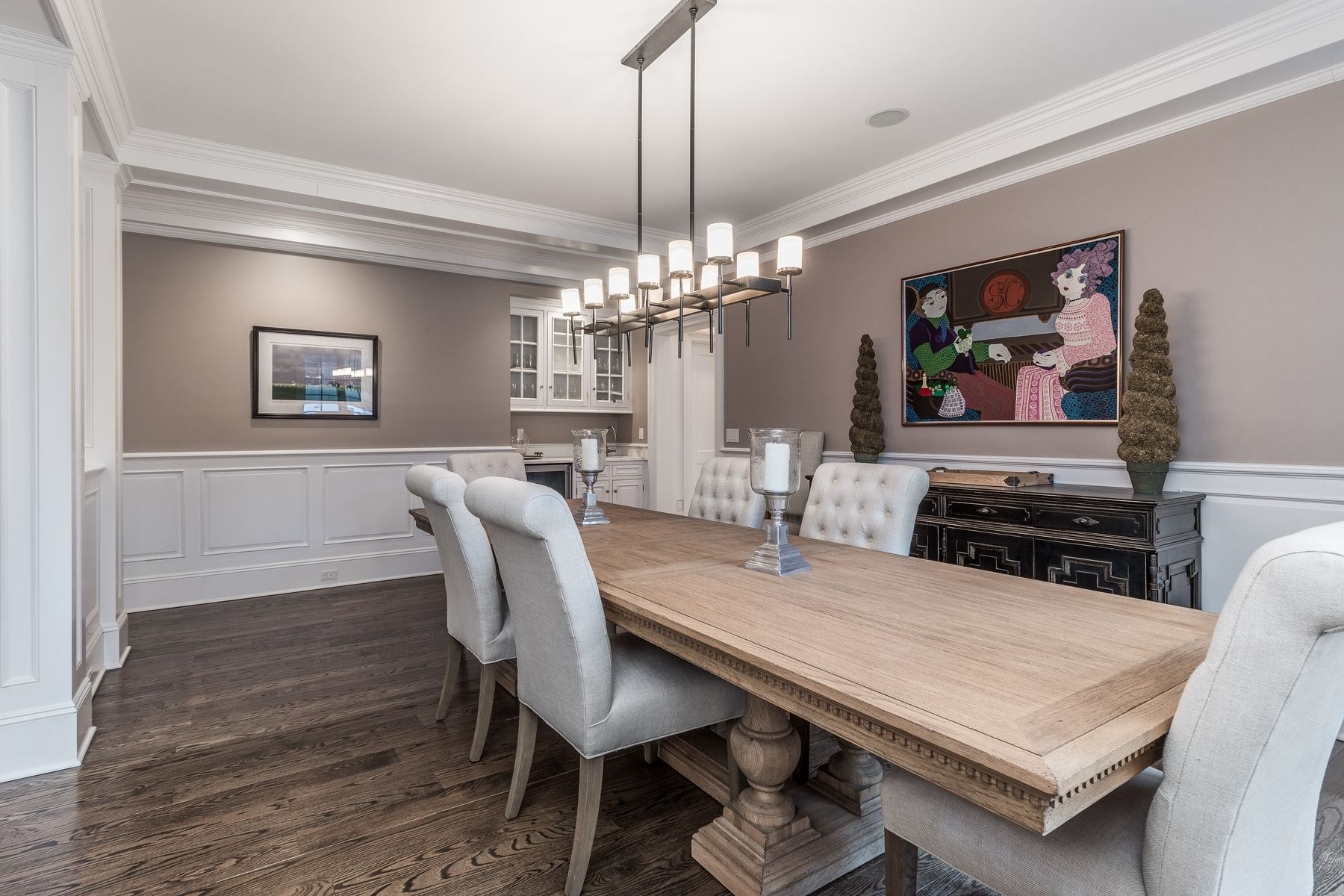 8 Pondview Lane East Hampton, NY 11937 - Photo 9 of 23 a dining room with furniture and window
