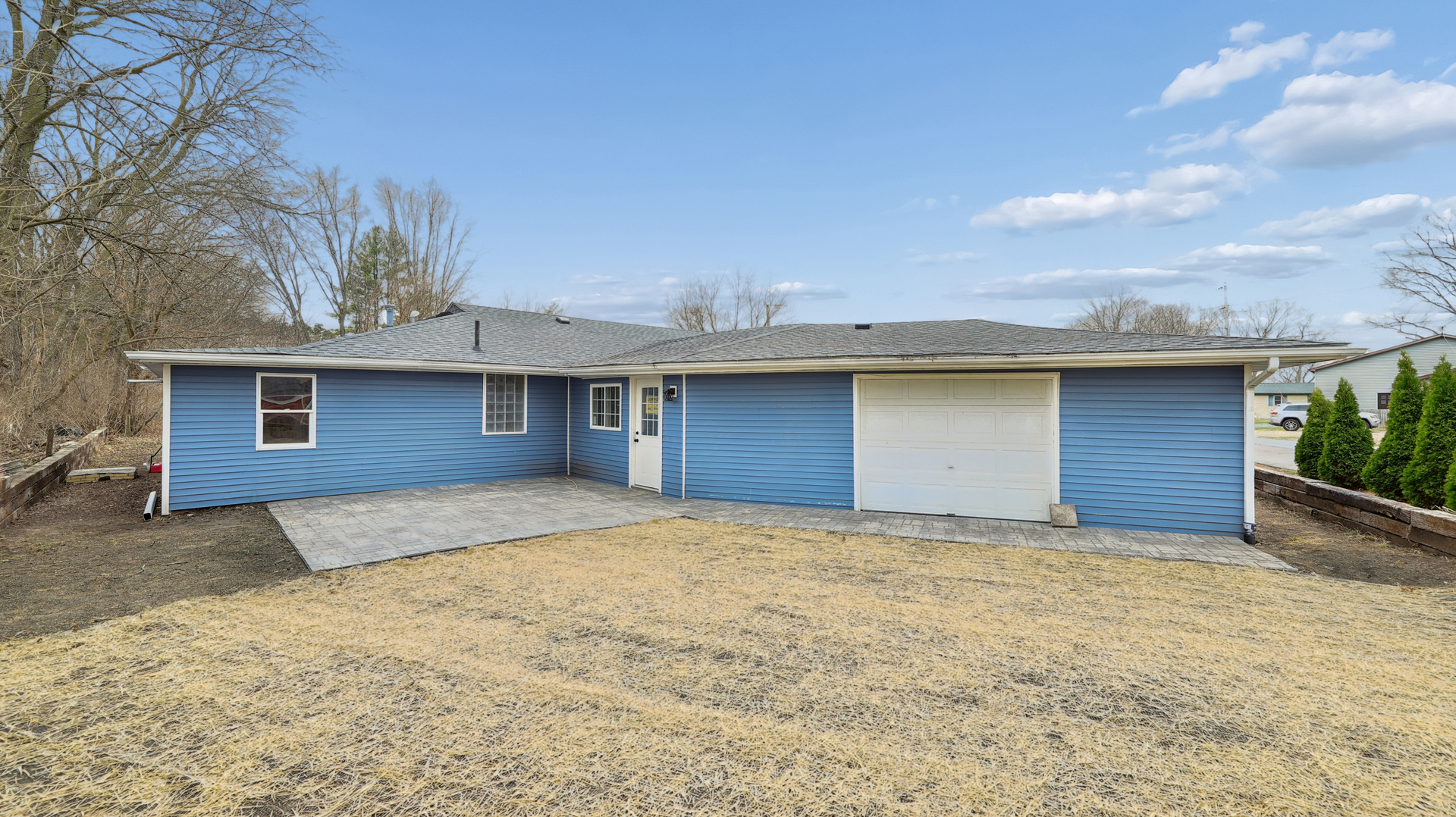 1624 Chicago Street Dixon, IL 61021 - Photo 7 of 29 a view of a backyard of a house