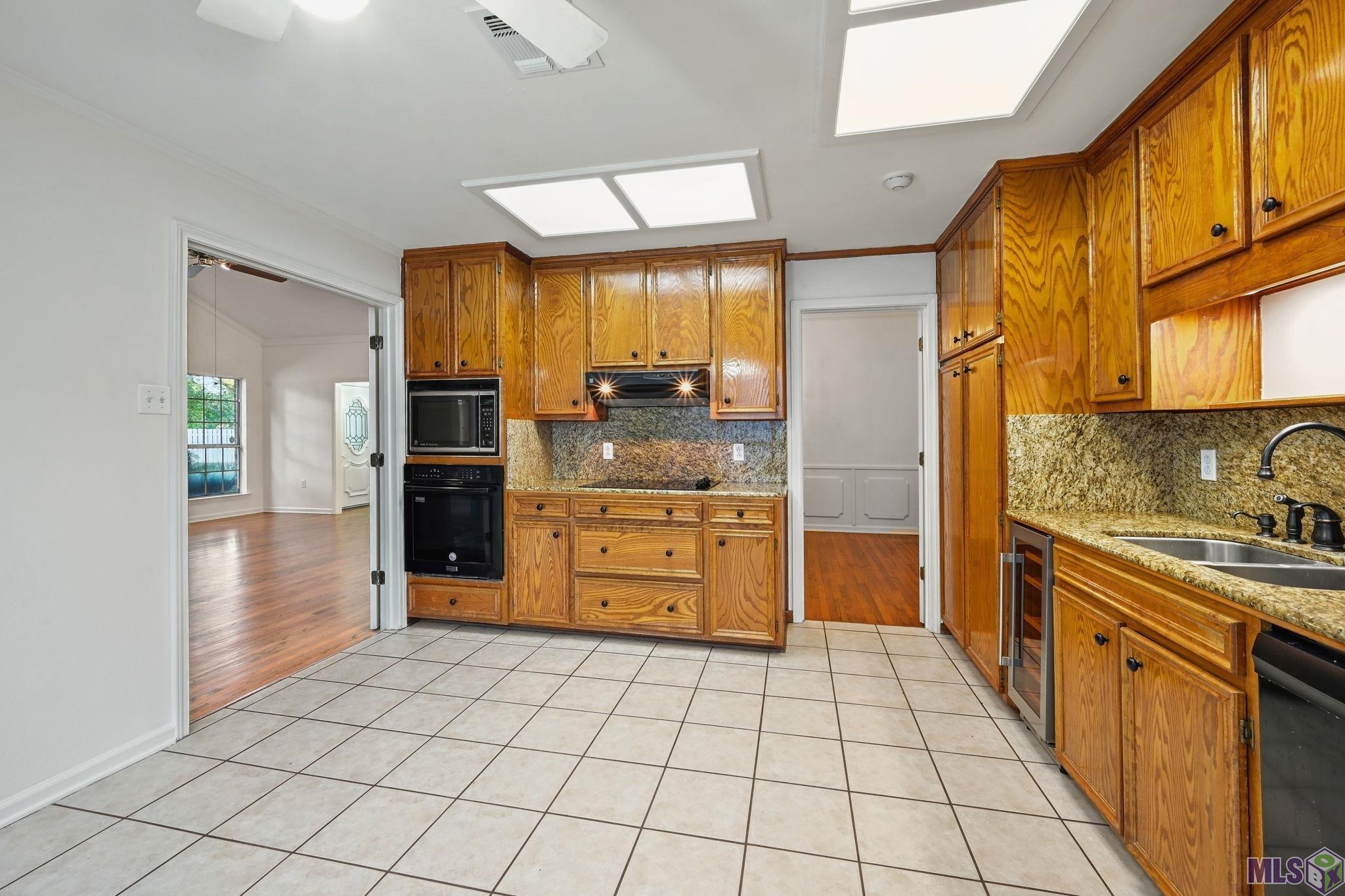 1653 Sharp Road Baton Rouge, LA 70815 - Photo 7 of 16 Gallery Image 7