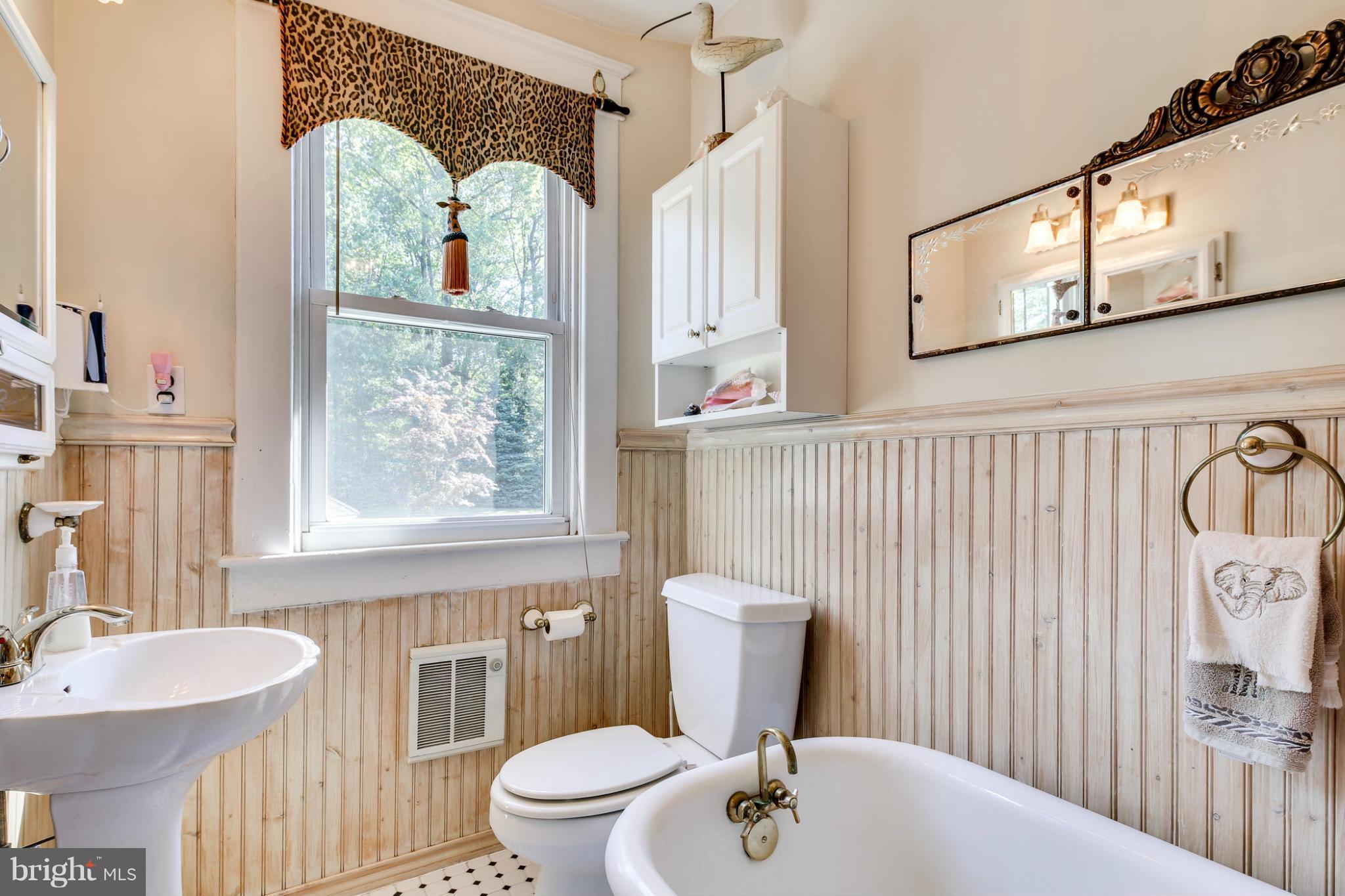 6289 Old Washington Road Elkridge, MD 21075 - Photo 23 of 30 Bath