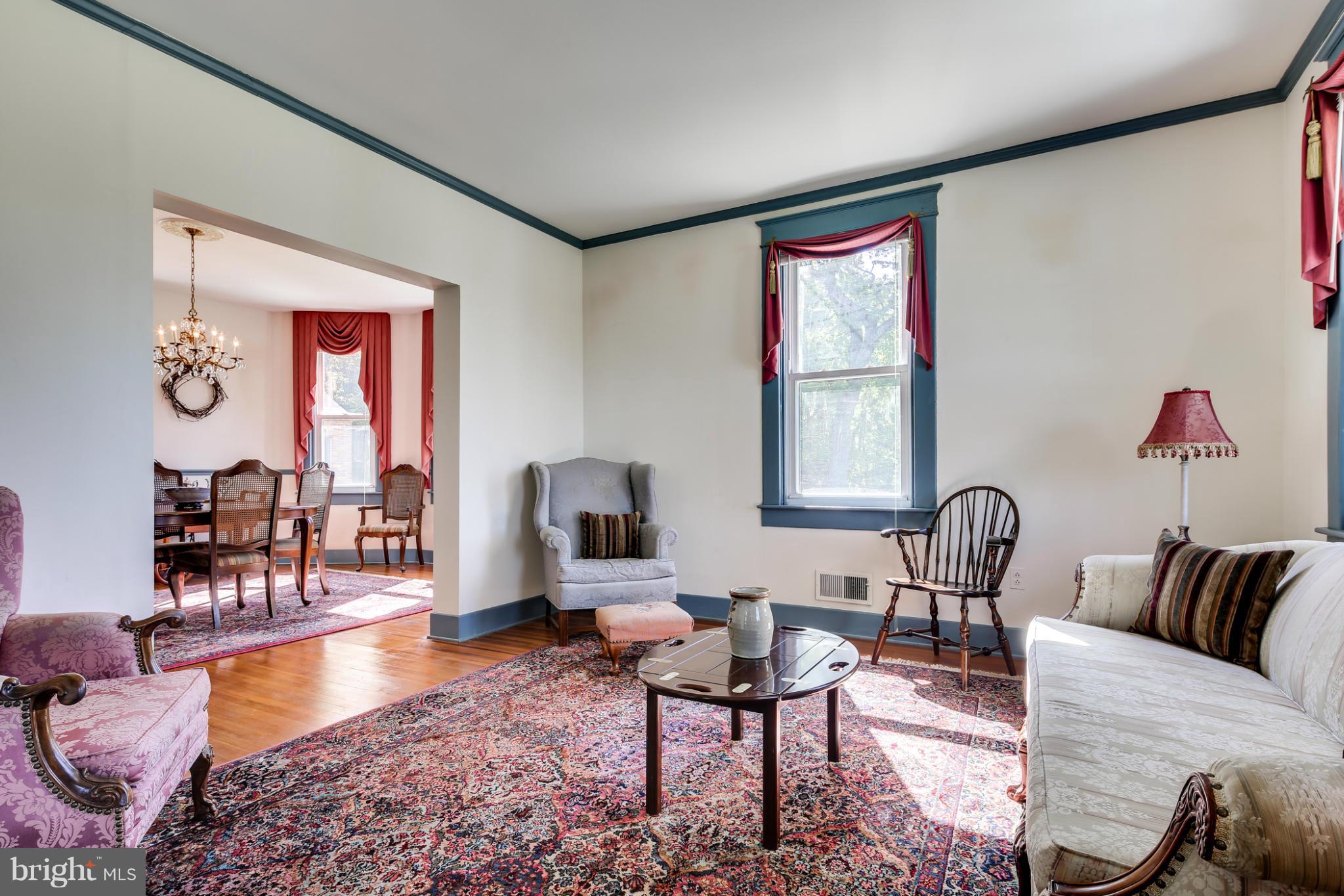 6289 Old Washington Road Elkridge, MD 21075 - Photo 7 of 30 Living Room