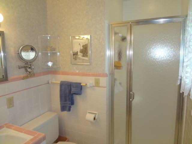 2140 Middlesex Road Columbus, OH 43220 - Photo 21 of 42
