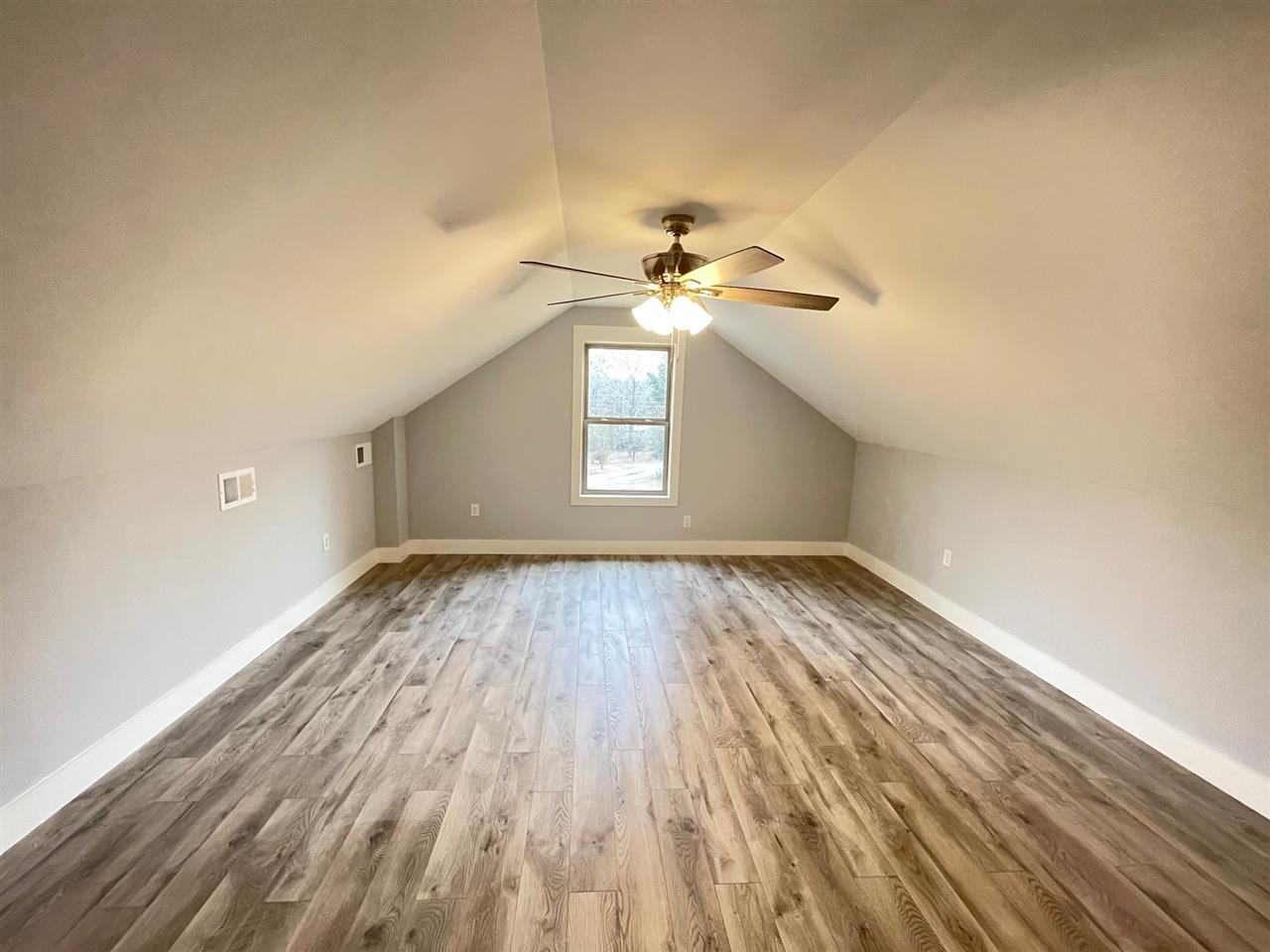 109 Coggins Farm Road Spartanburg, SC 29307 - Photo 21 of 23 Gallery Image 21