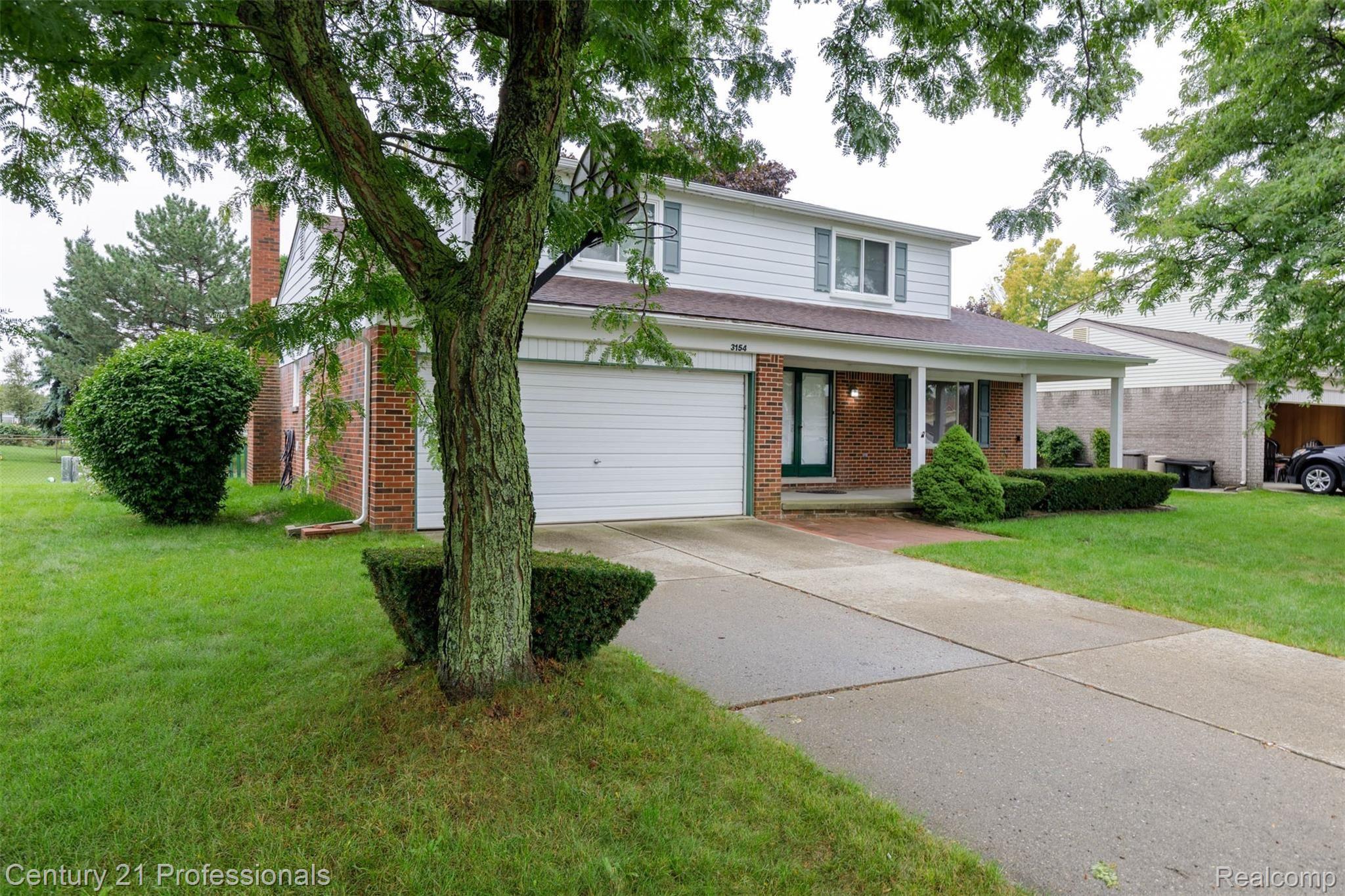 3154 Elmcrest Rd-3.jpg