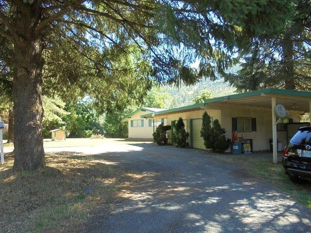 1016 West Evans Ck Road Rogue River, OR 97537 - Photo 1 of 23 Primary Photo