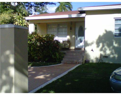 231 Southwest 21st Road Miami, FL 33129 - Photo 2 of 4 Exterior Front