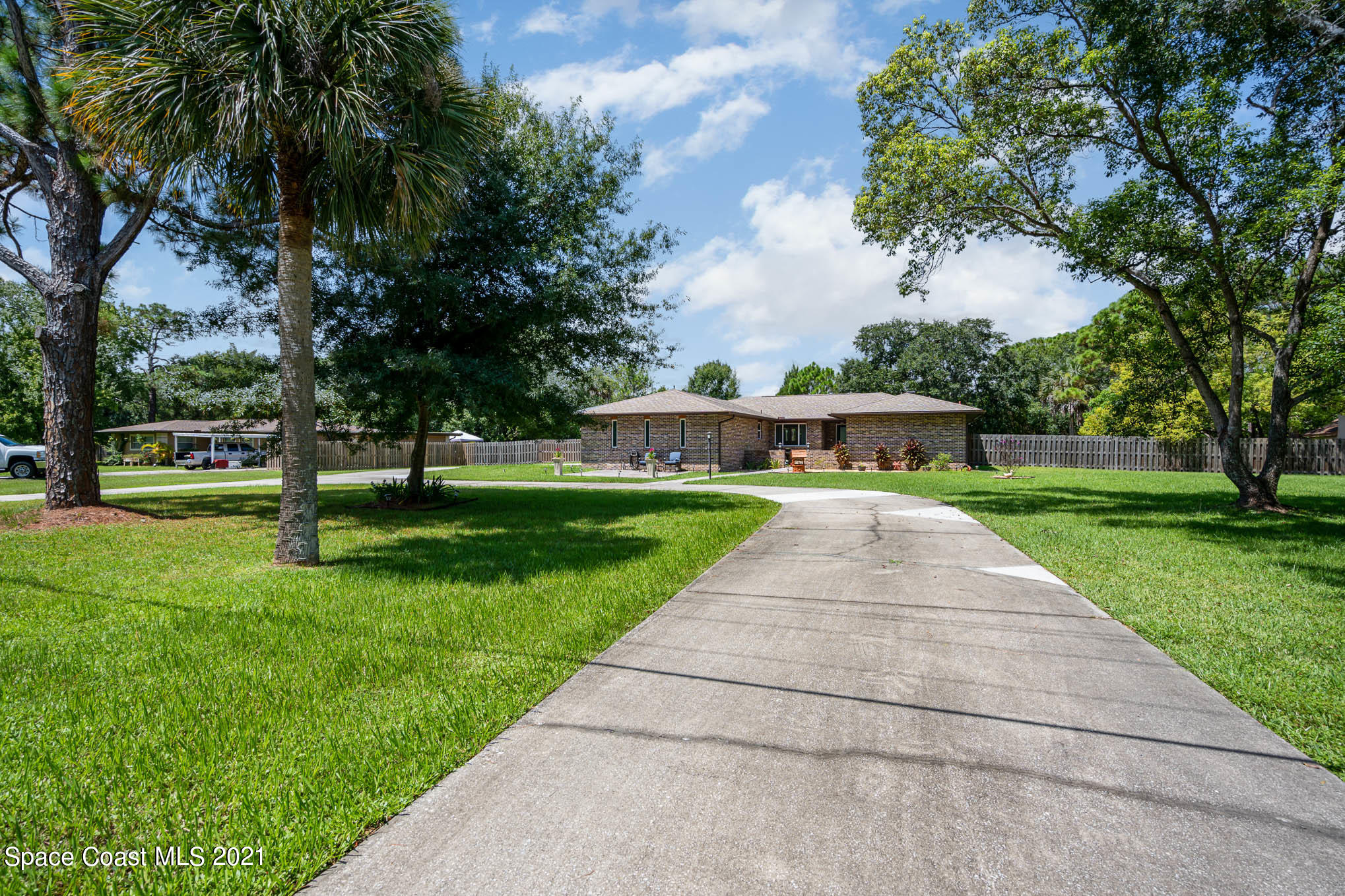 2150 Harlock Road Melbourne, FL 32934 - Photo 2 of 25 MAS01977-Edit