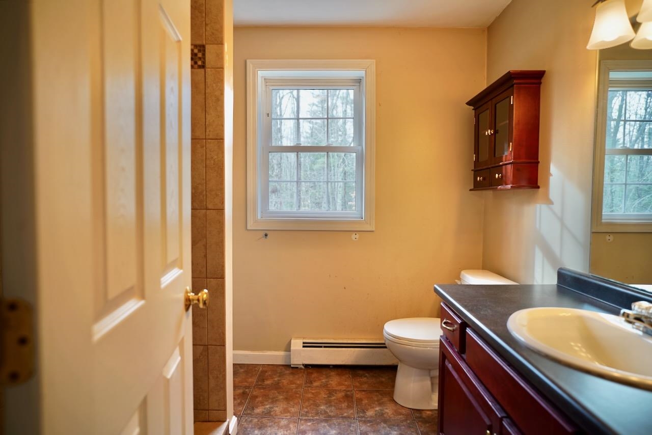 113 Karlin Road Fremont, NH 03044 - Photo 21 of 33