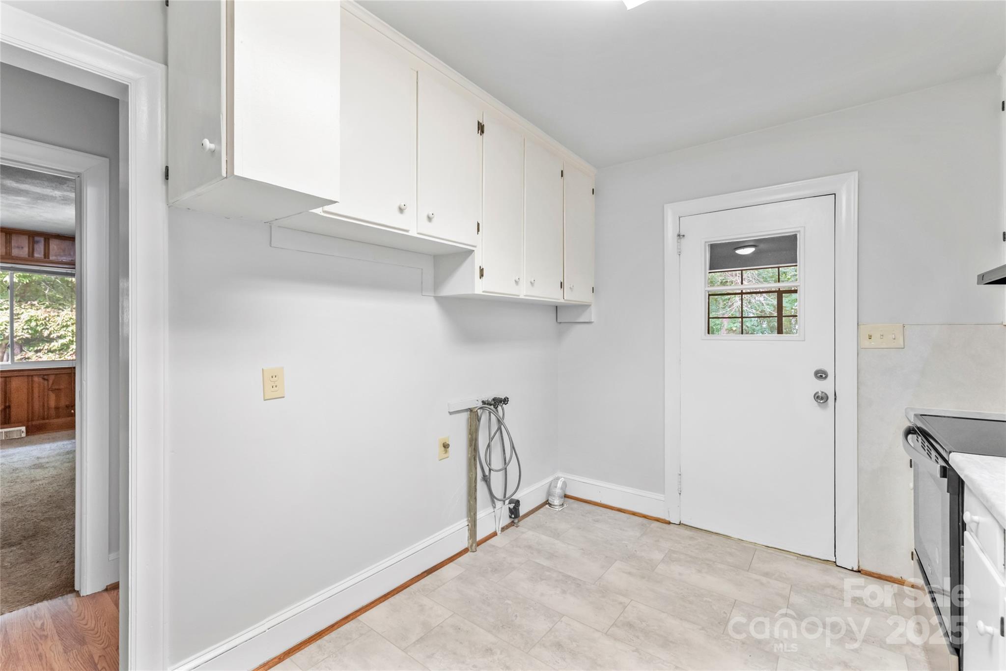 8603 Lawyers Road Charlotte, NC 28227 - Photo 15 of 30 Gallery Image 15