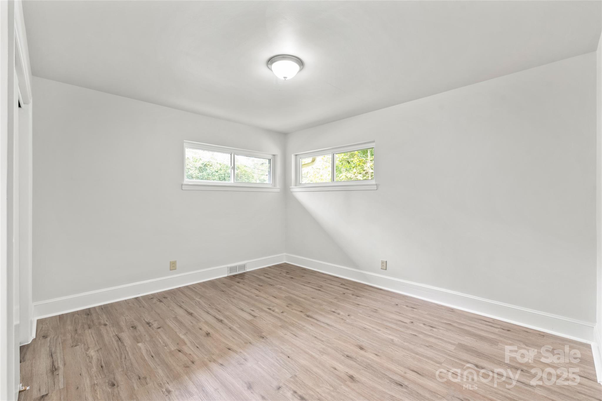 8603 Lawyers Road Charlotte, NC 28227 - Photo 22 of 30 Gallery Image 22