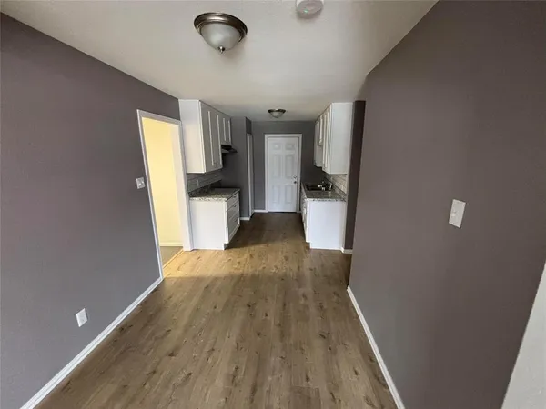 $1,750 | 2705 Belzise Terrace, Fort Worth, TX 76104