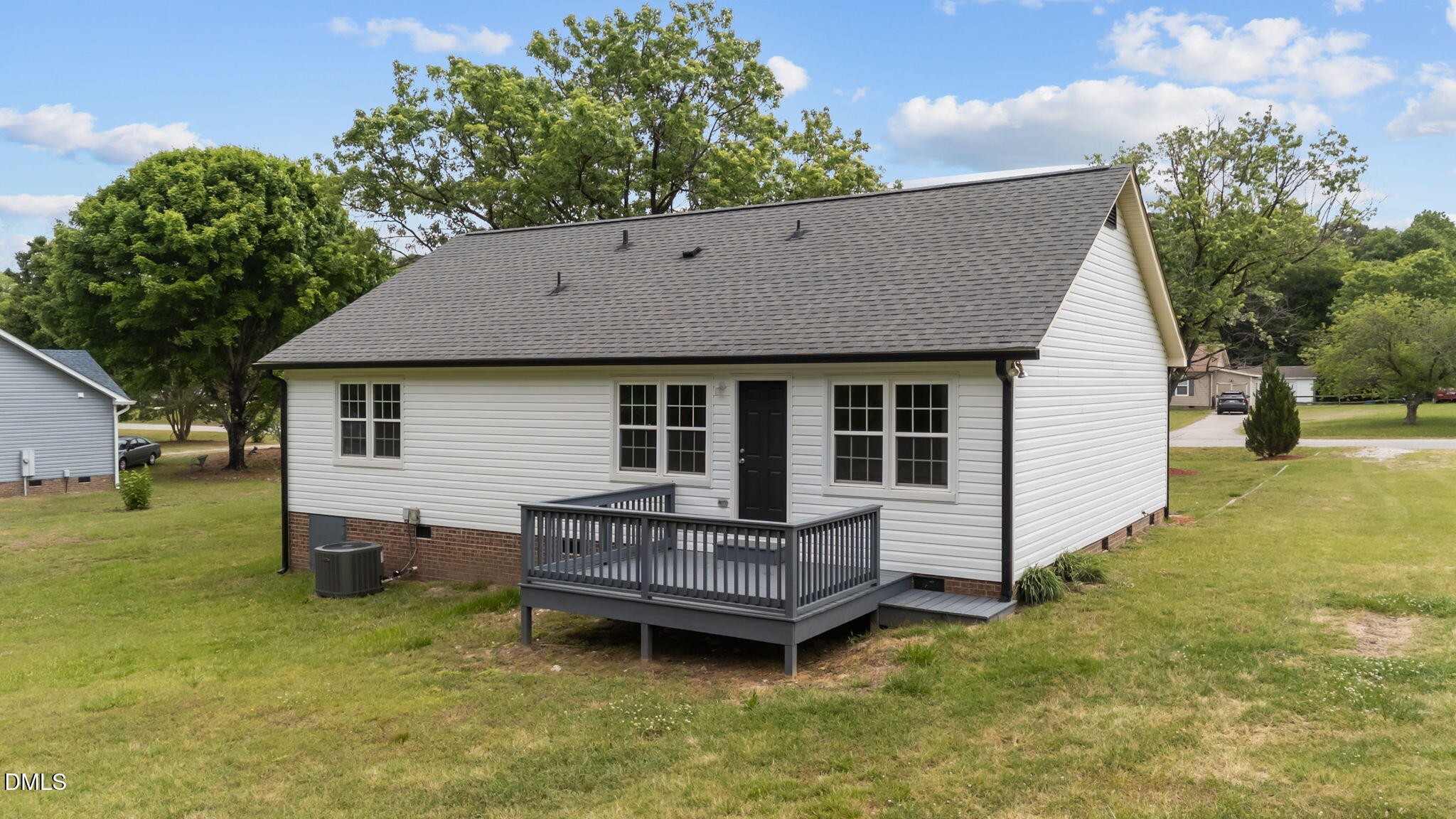 127 Riders Ridge Lane Willow Spring, NC 27592 - Photo 8 of 42 8-web-or-mls-DJI_20260501120258_0275_D